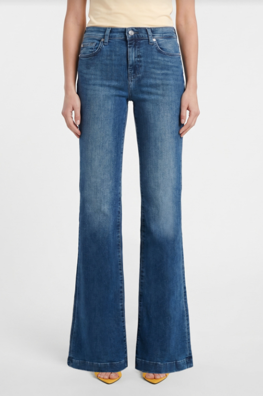 Front view of 7 For All Mankind Sky Breeze Dojo women’s flare jeans – Seven Acres Canadian denim boutique